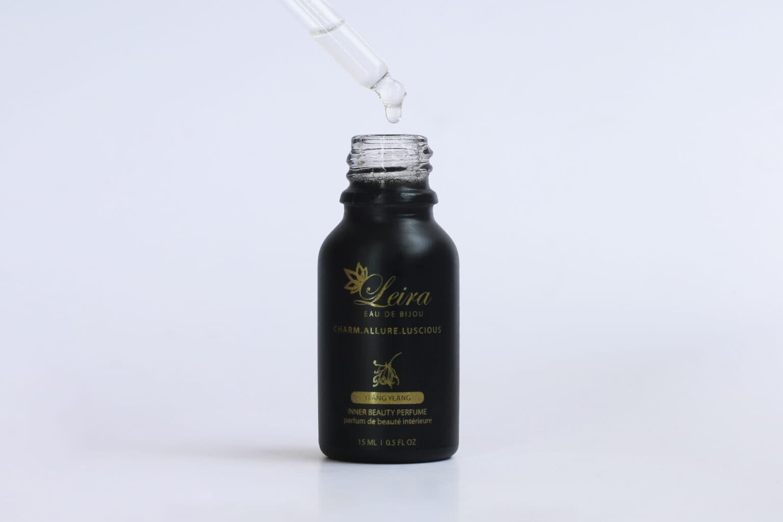 Leira Ylang Ylang intimate perfume gallery image 2